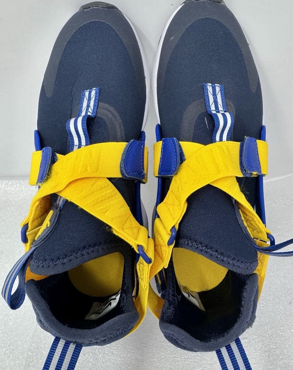 Nike Air Huarache City Shoes Youth Size 4 Blue Yellow Strap Athletic Sneakers